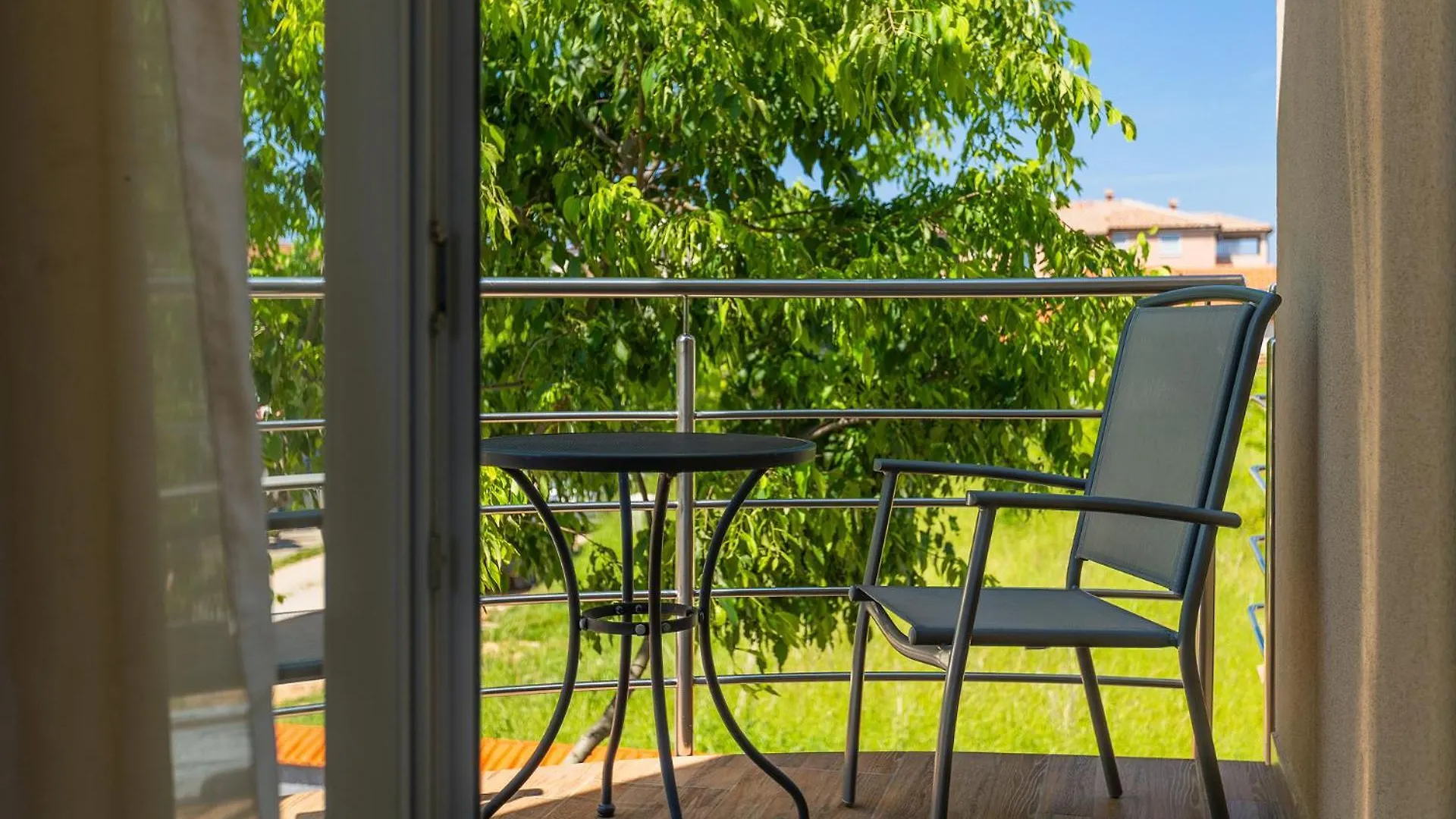 Villa Lara I Liznjan Holiday home